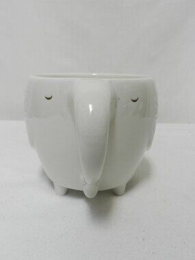 Opalhouse Opal House Elephant mug cup w/ Heart on Tail footed white 16 ounce